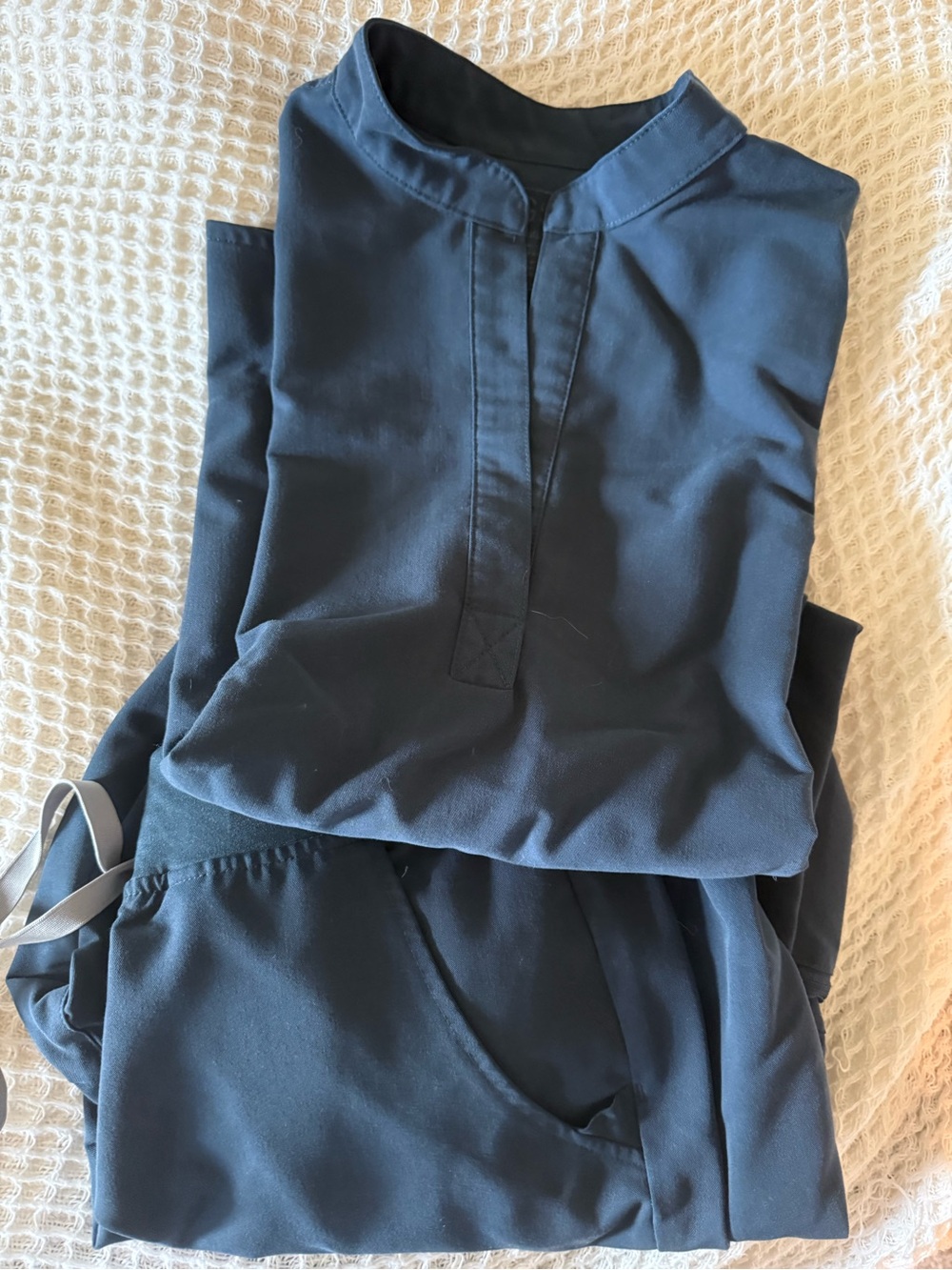 Navy Women's Dark Harbor Scrub relaxed fit top jogger bottom set